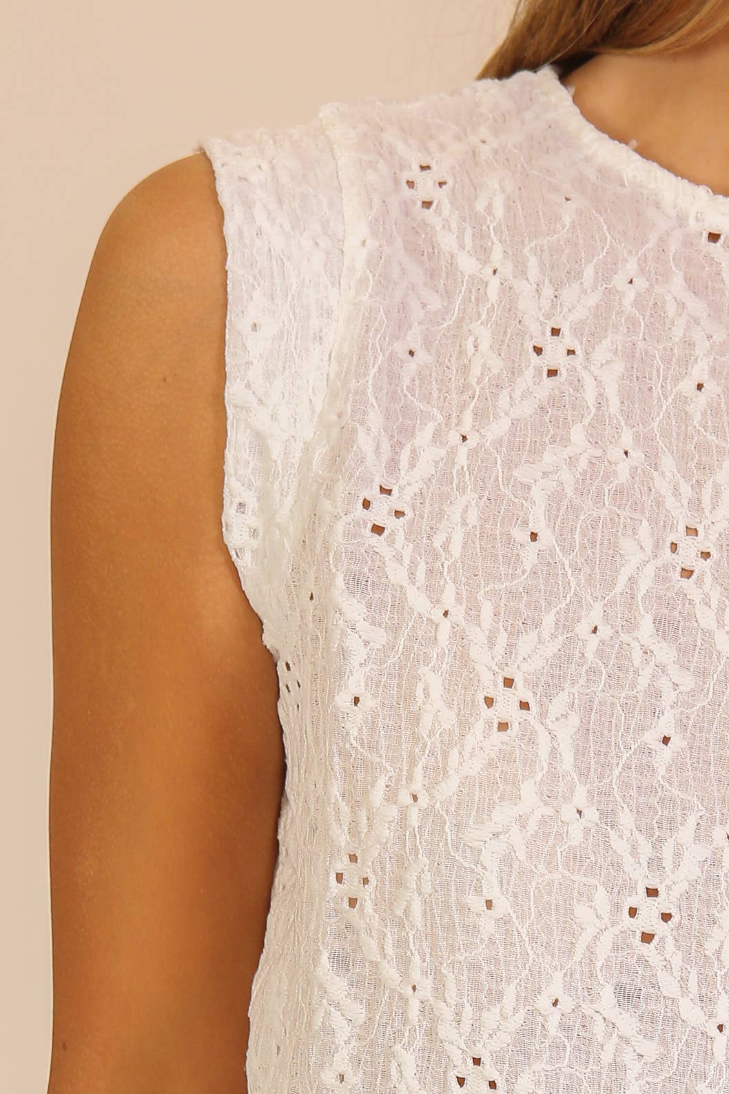Lace Eyelet Sleeveless Shell Top